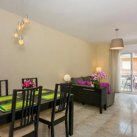 Apartment Homeholidaysrentals Salvador Pineda de Mar