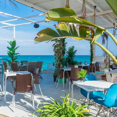 Homeholidaysrentals Salvador Pineda de Mar