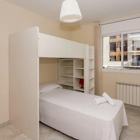 Homeholidaysrentals Salvador Pineda de Mar