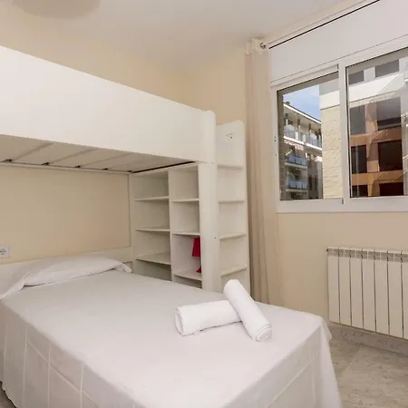 Homeholidaysrentals Salvador Pineda de Mar